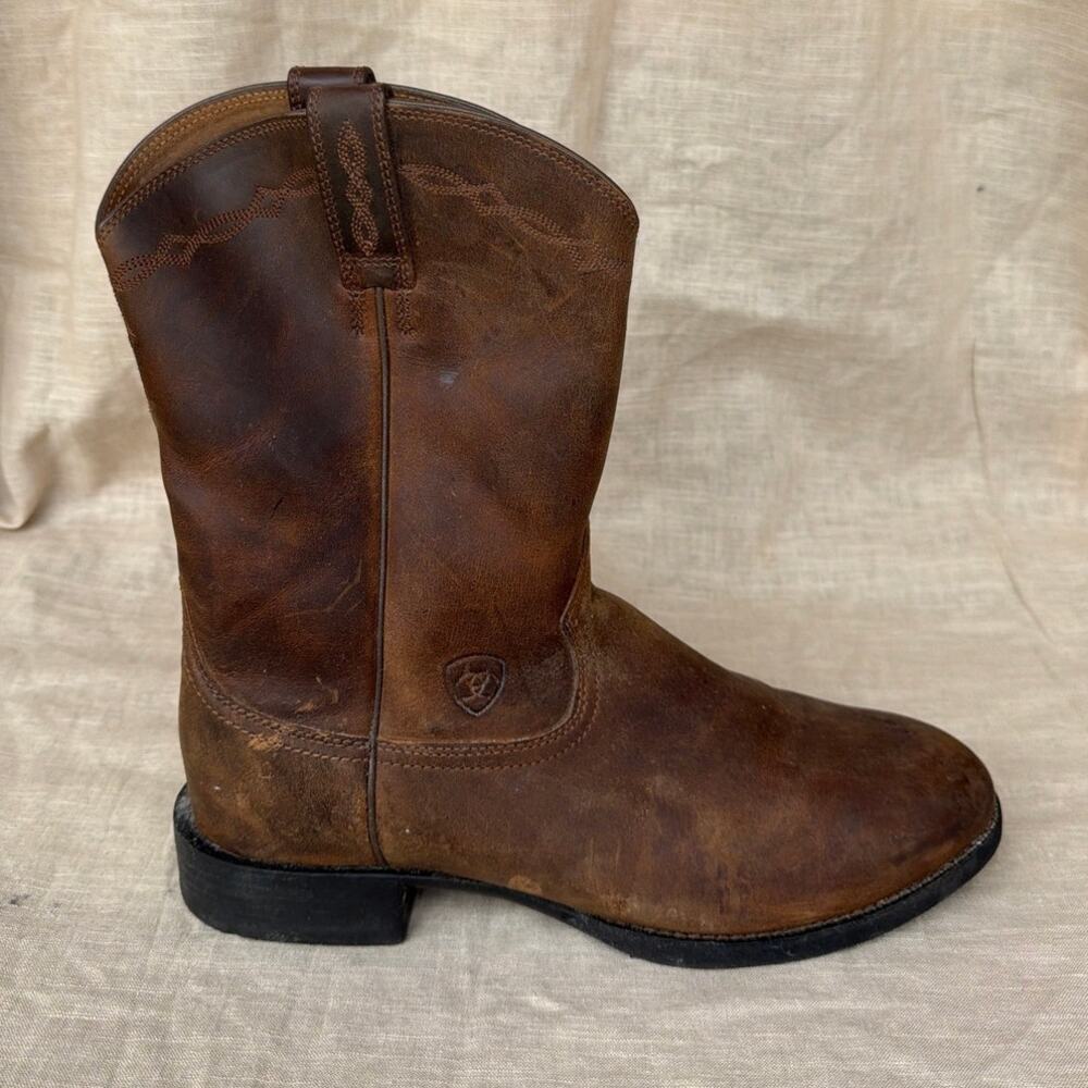 Ariat Heritage Roper Boots 10EE Brown Leather Distressed Round Toe Logo Western